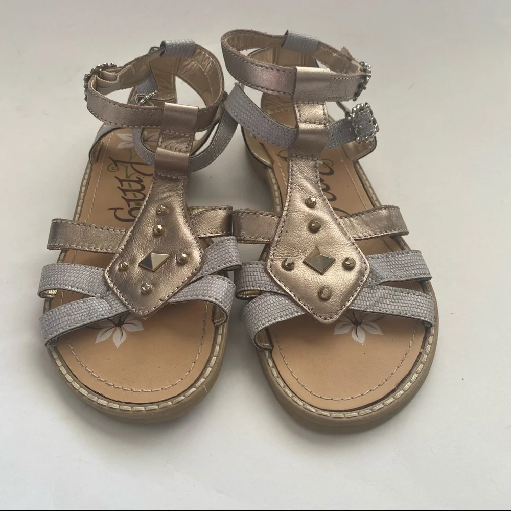 SANDALS - Picture 10 of 12